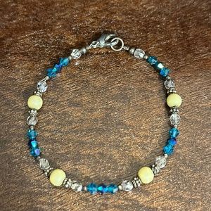 Women’s multicolored bracelet